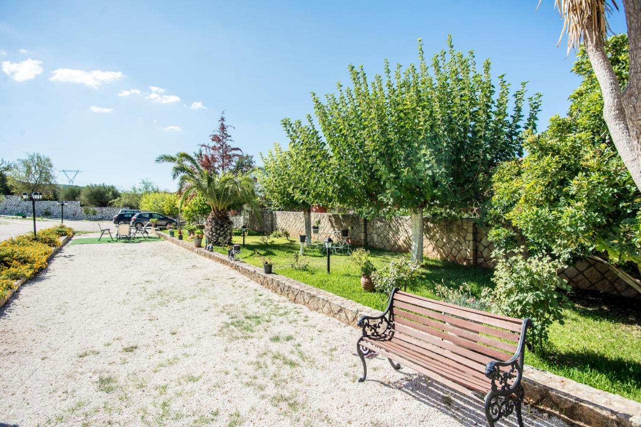 Aristotelis Apartments Razata Екстер'єр фото